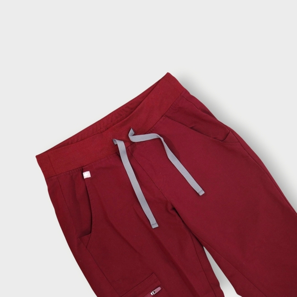 FIGS Zamora Jogger Scrub Pants Burgundy Red Technical Collection Size XX-SMALL - Picture 4 of 9